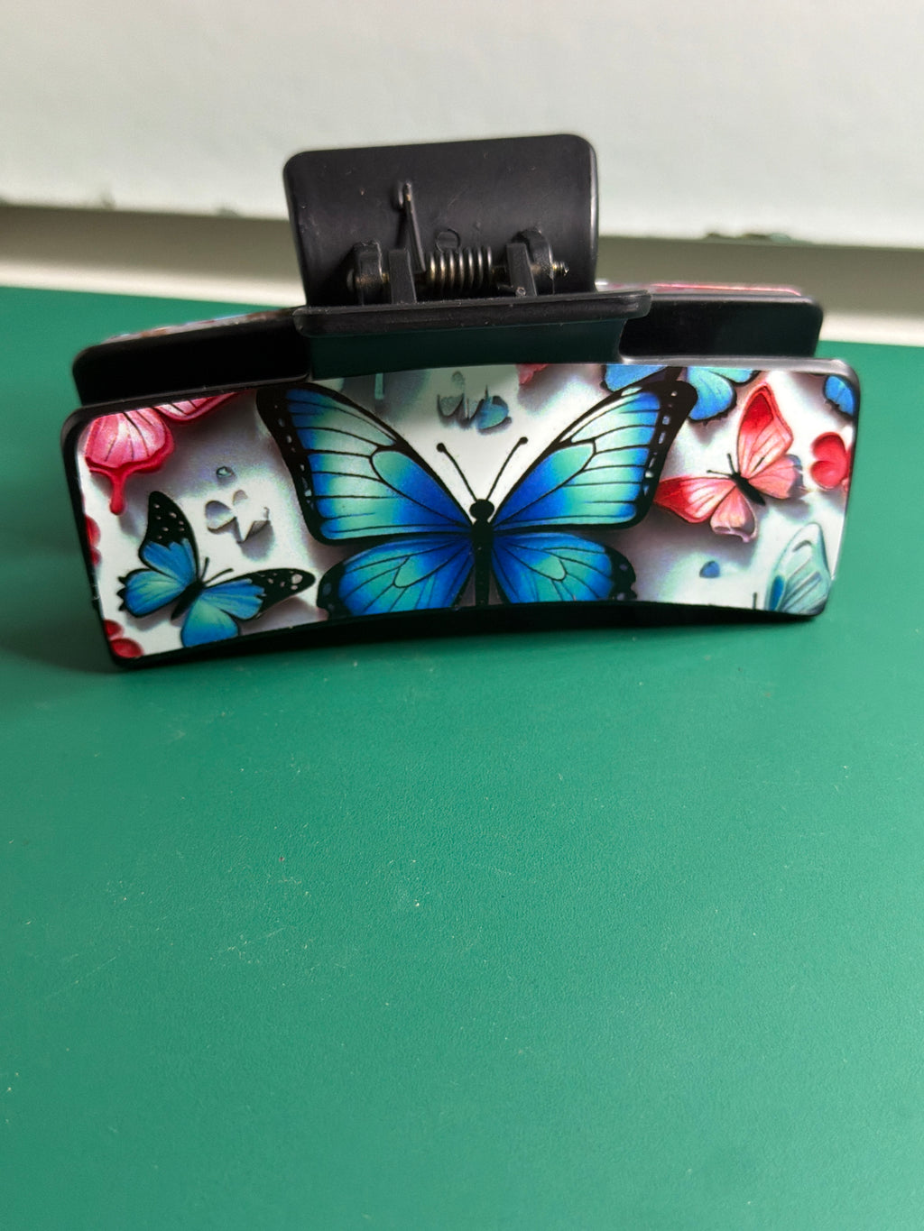:
Pince à Cheveux « Envol de Papillons » 🦋🌸
